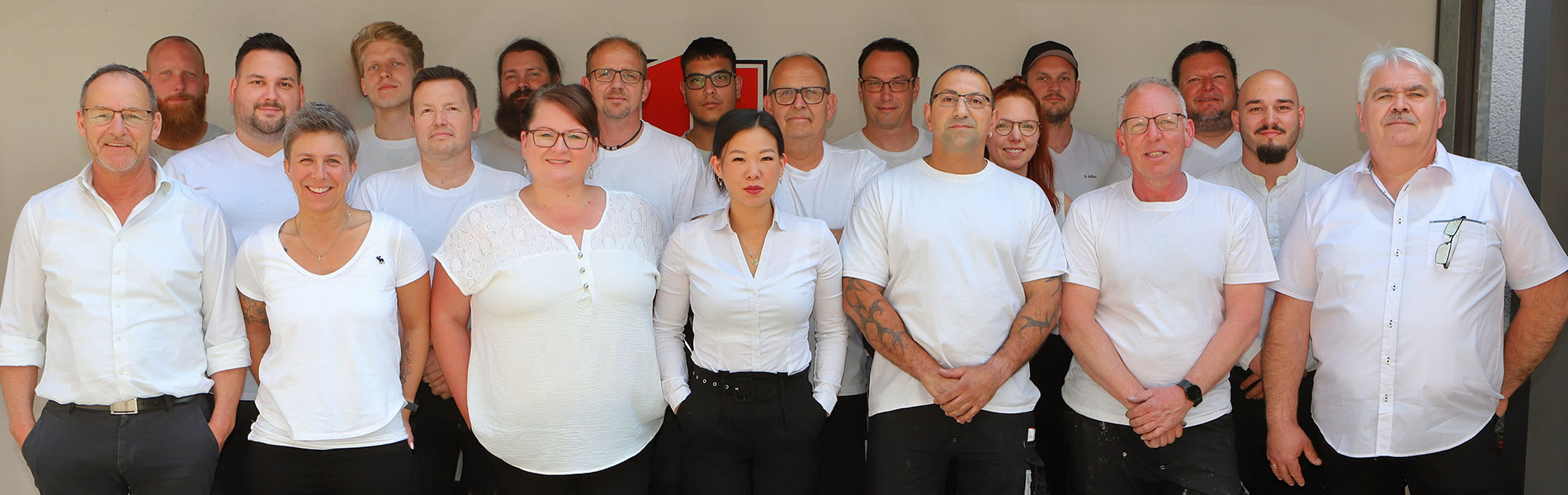 Das gesamte Büdeker-Team